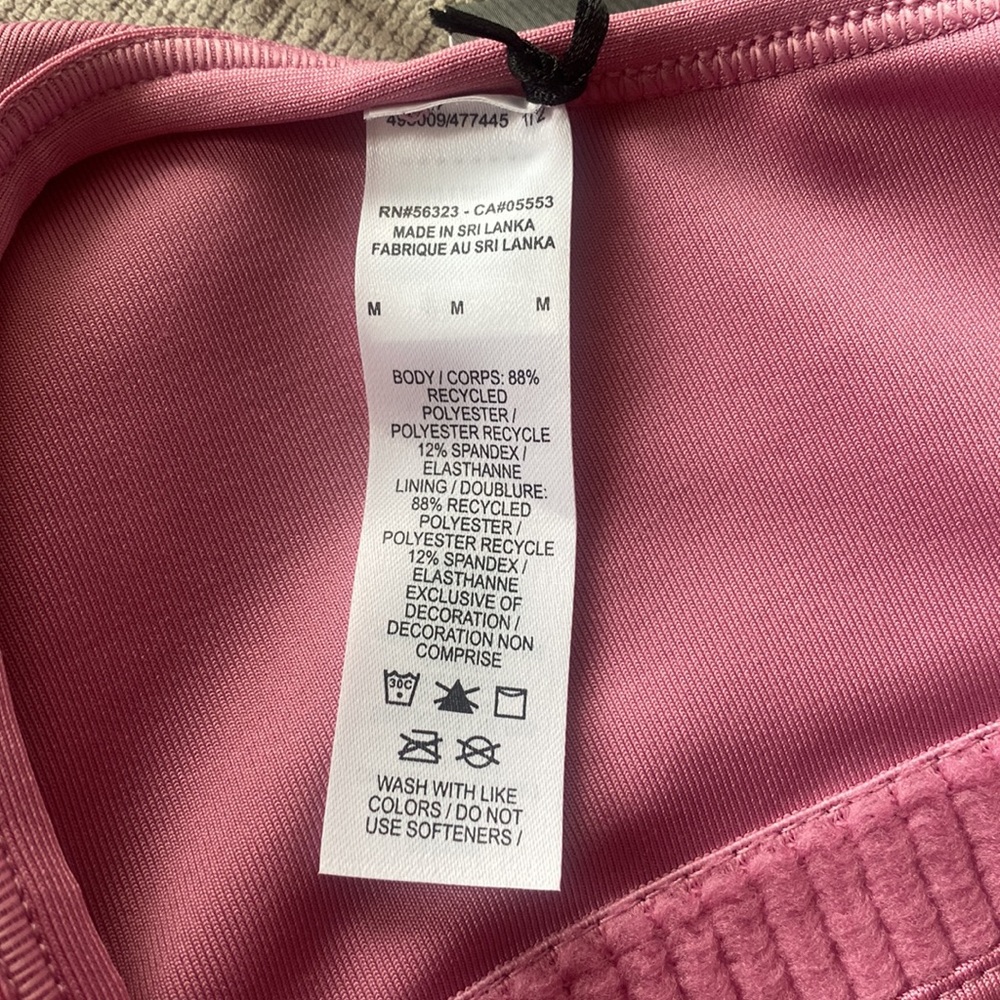 Women’s Nike Swoosh Sports Bra Medium Support - Picture 6 of 6